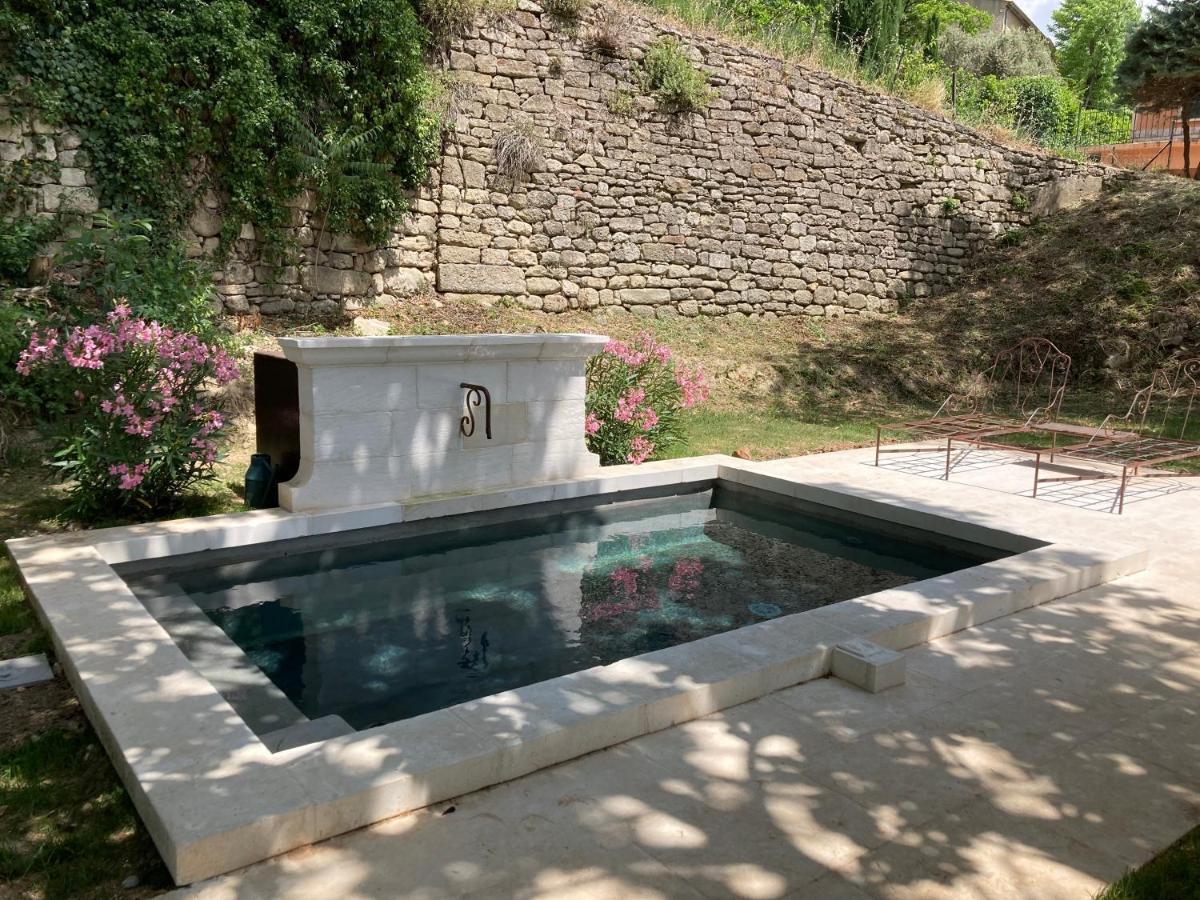 Les Cabanes De La Fontaine Лакост Экстерьер фото