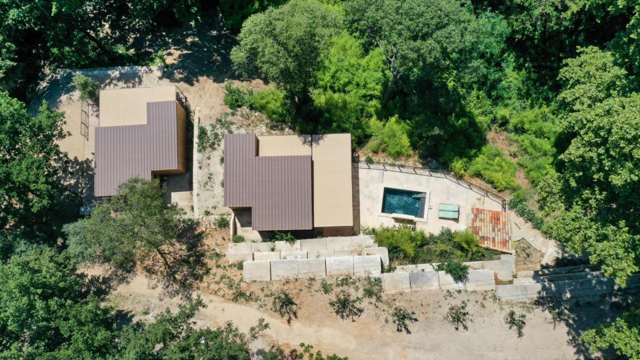 Les Cabanes De La Fontaine Лакост Экстерьер фото